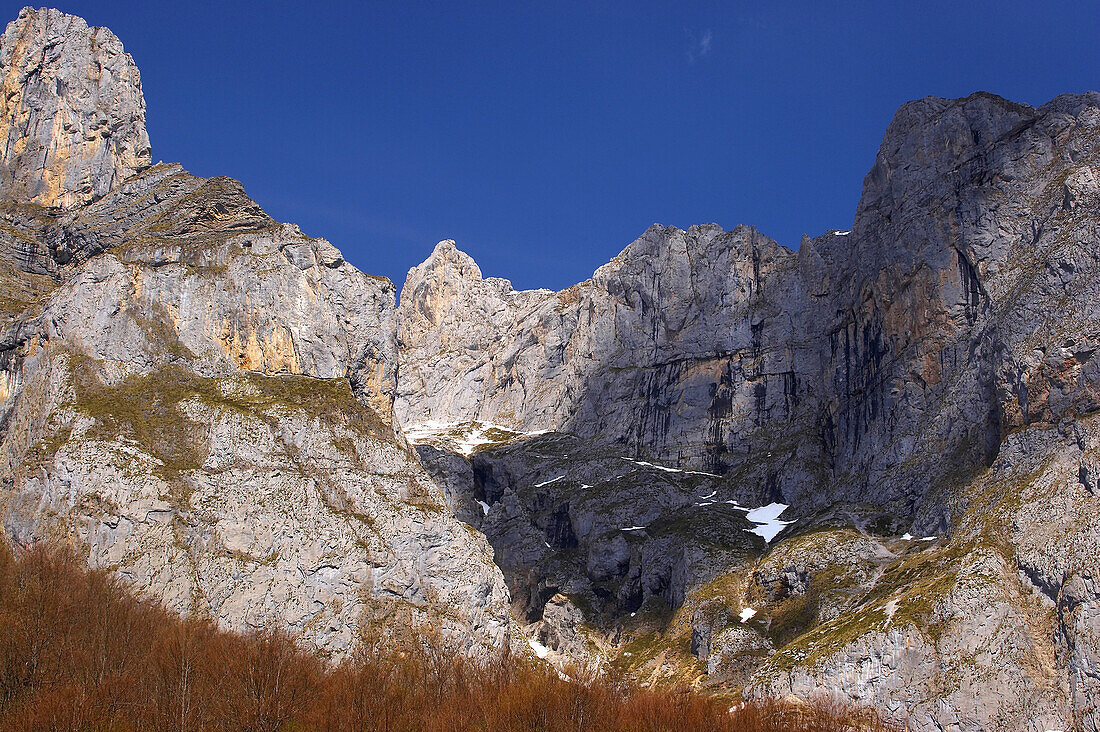 Mountain Landscape, Fuente Dé, Picos de Europa, Cordillera Cantábrica, Cantabria, Spain