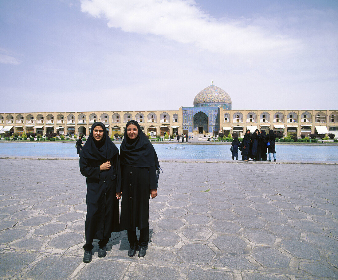 Meidun-e Emam square. Esfahan. Iran