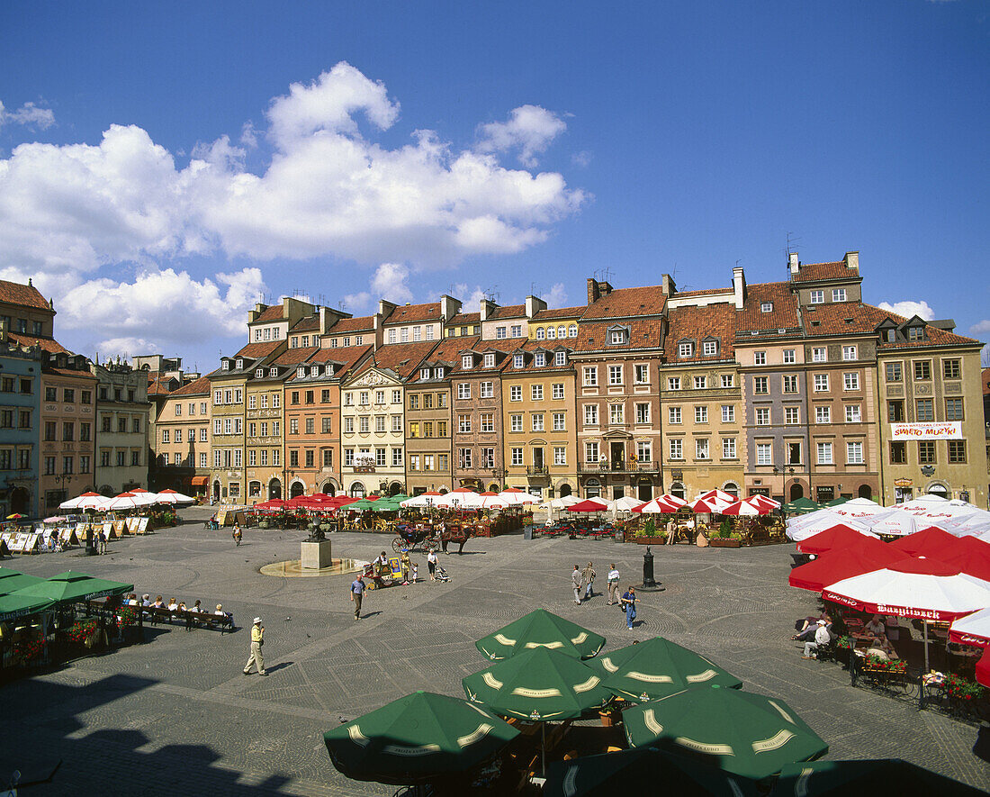 Ryneg Starego Miasta Square. Old Town. Warsaw. Poland