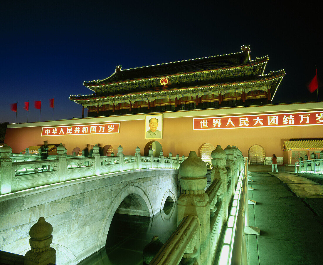 Gate of Heavenly Peace to the Forbbiden City, Tiananmen Square. Beijing. China
