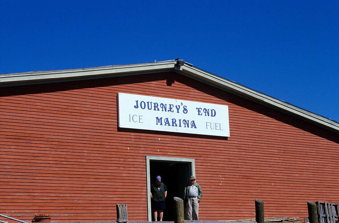 Lagerschuppen der Journey's End Marina in Rockport, ,USA