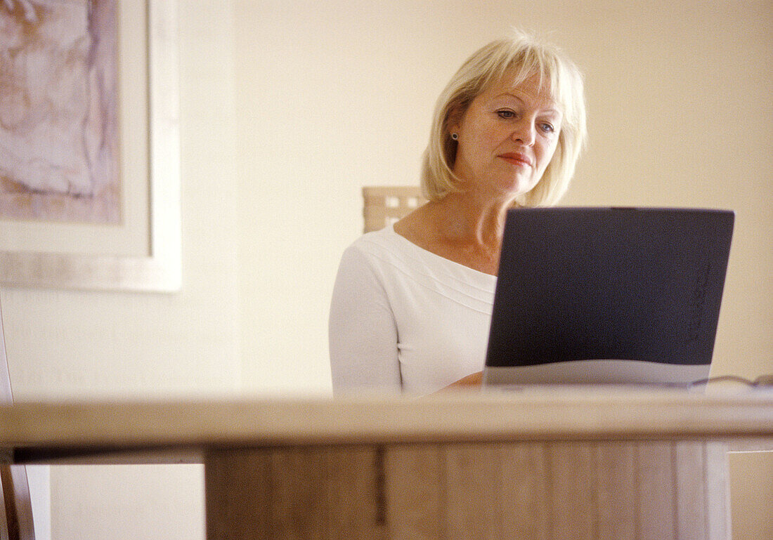 an, Caucasians, Color, Colour, Computer, Computers, Contemporary, Facial expression, Facial expressio