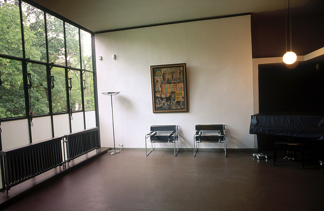 Bauhaus Master s House (Walter Gropius, 1926), restored 1994. Dessau, Germany