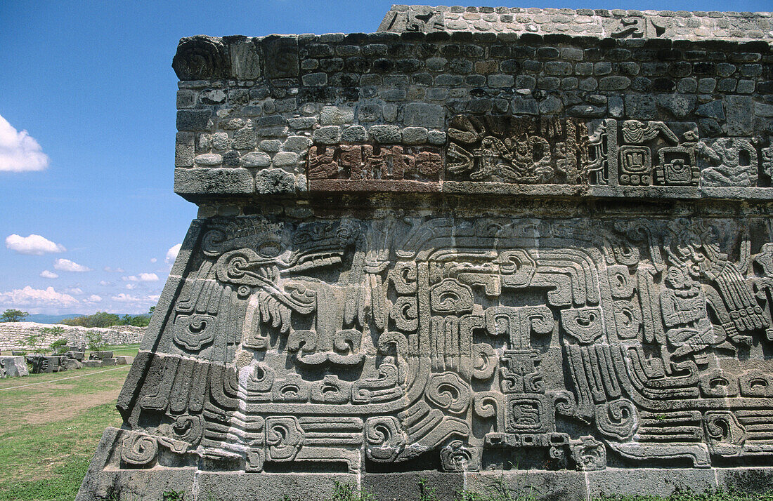 Pyramid. Serpiente emplumada . Xochicalco. Morelos. Mexico.