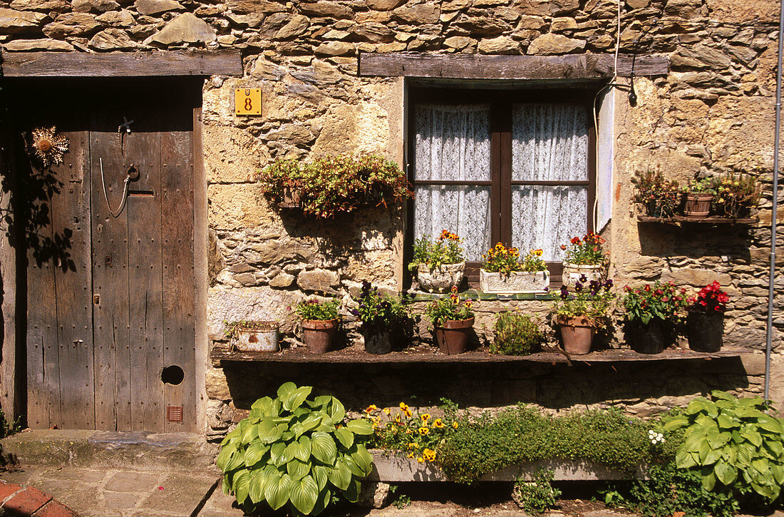 Traditional house façade. Beget. Vall de Camprodon. Ripolles. Girona province. Catalonia. Spain