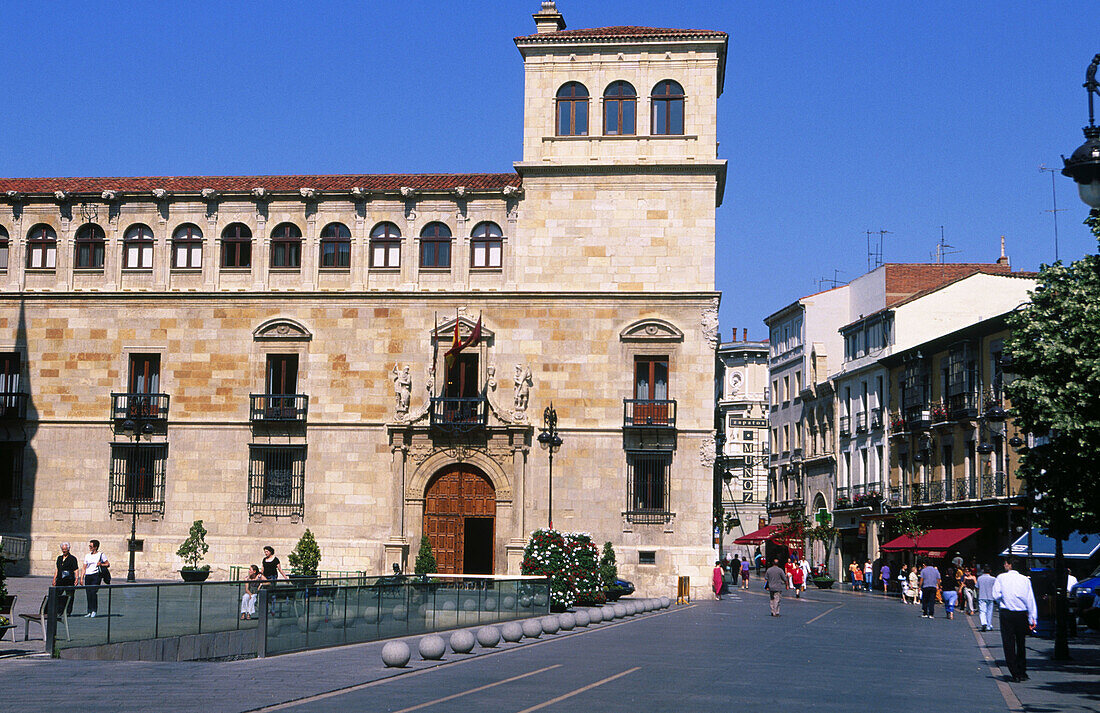 Palacio de los Guzmanes (seat of the Diputacion Provincial de Leon). Leon. Castilla-Leon. Spain