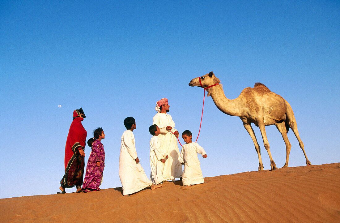 Beduin family. Washiba Sands. Oman