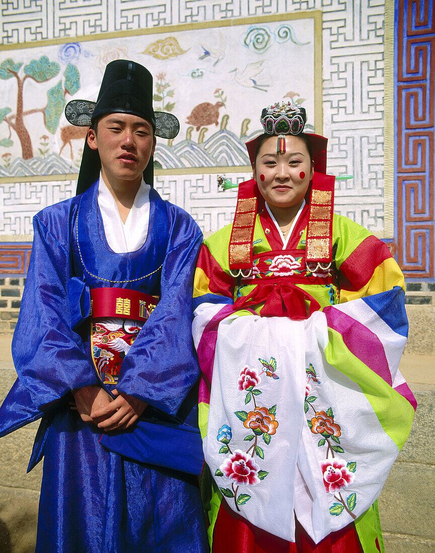 Traditional wedding outfit. Korea.
