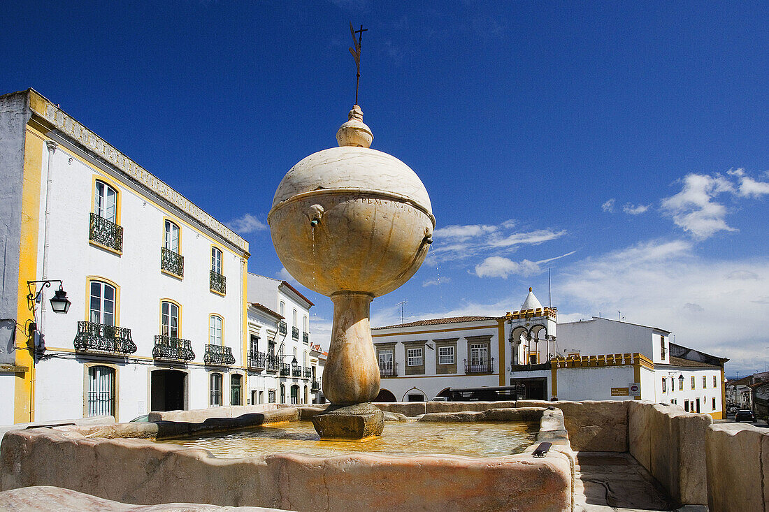 Renaissance fountain at Largo das Portas de Moura, Evora. Portugal (April 2007)