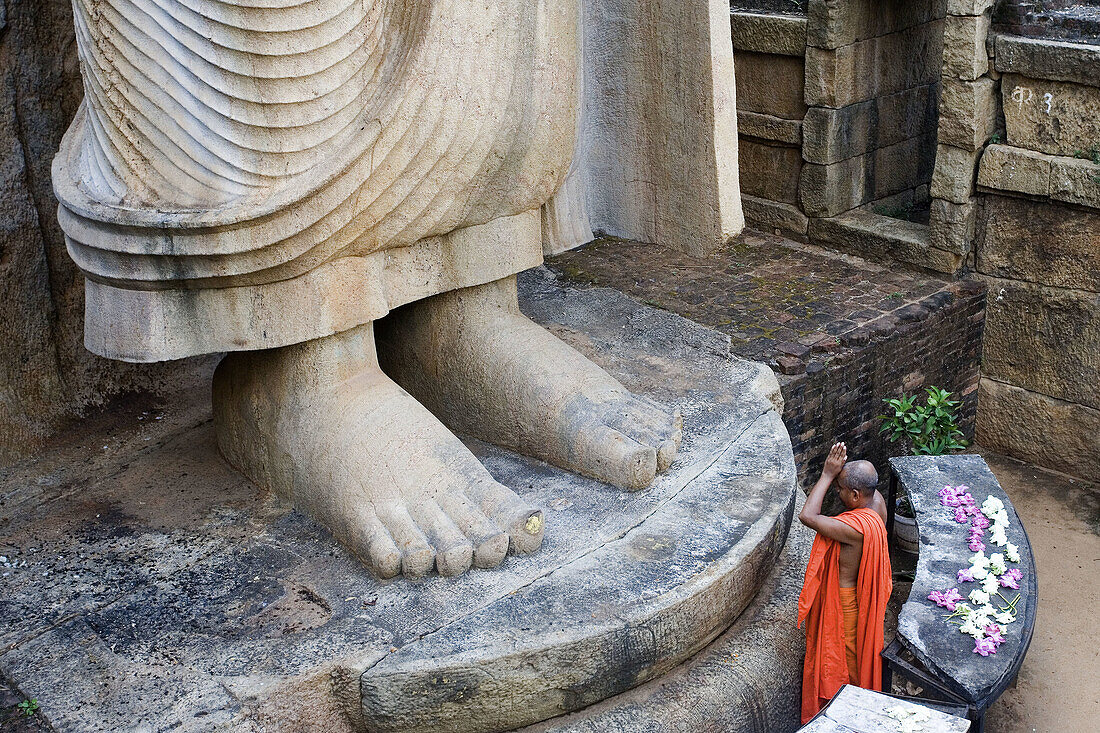 The Aukana Buddha. Sri Lanka. April 2007.