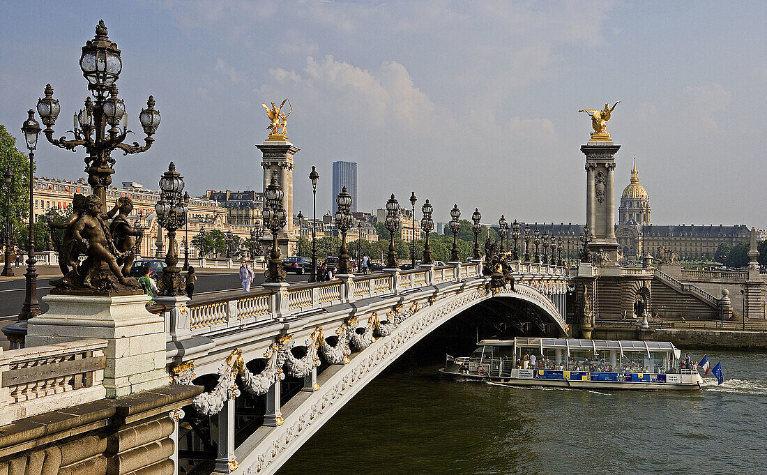 Alexandre III Bridge. Hotel des Invalides Bldg. Paris. France. June 2007