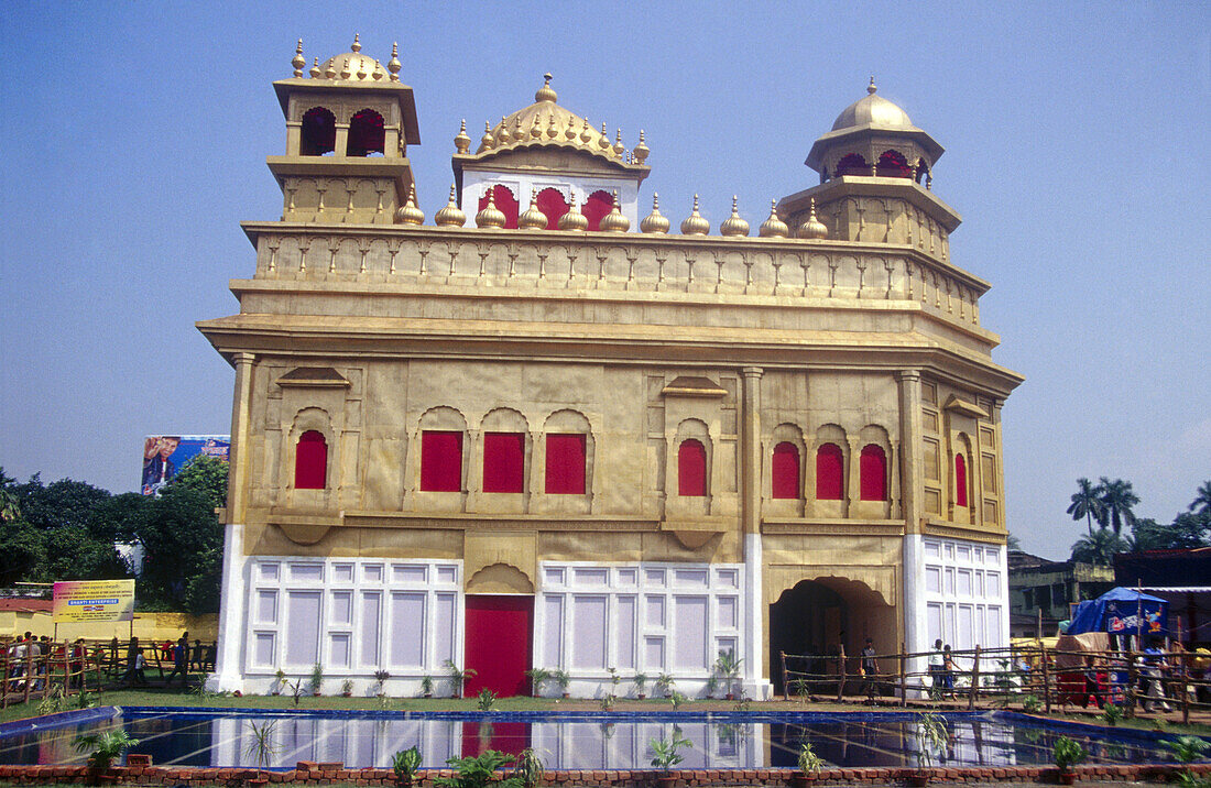 Pandal. Golden temple. Amritsar. Punjab. India.