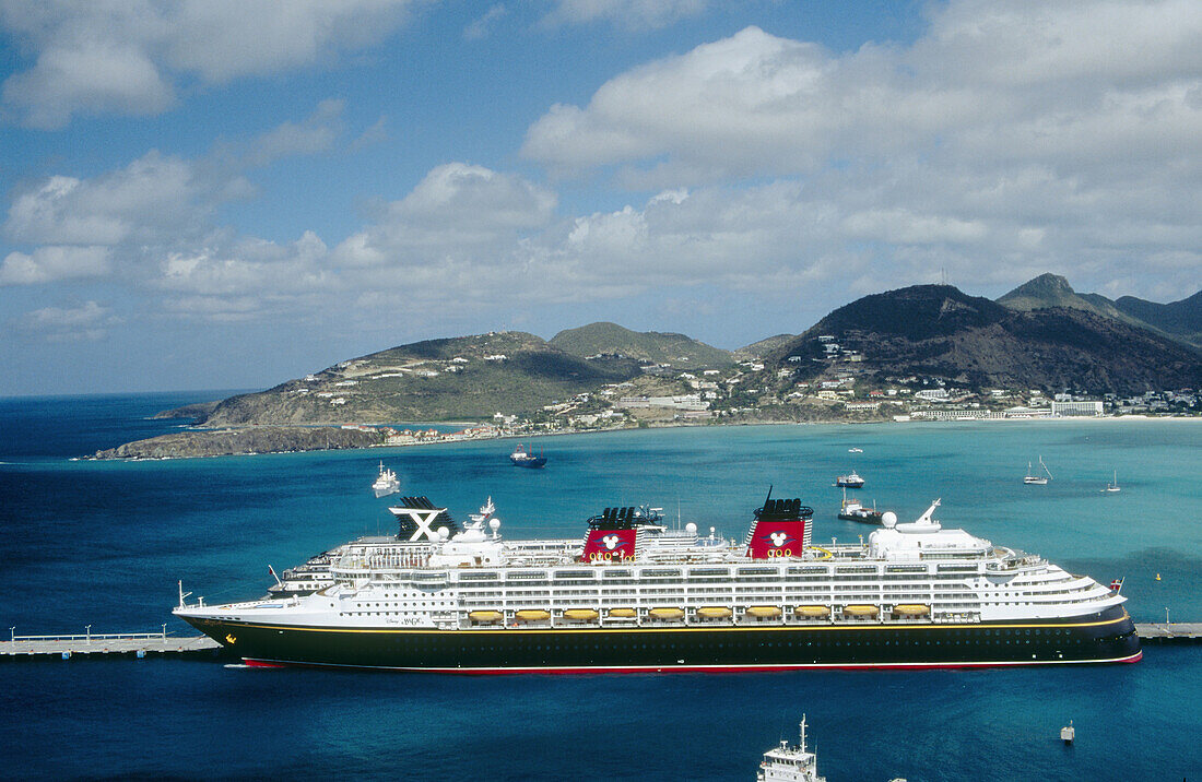 Cruiseship. Philipsburg. Sint Maarten. Netherlands Antilles.