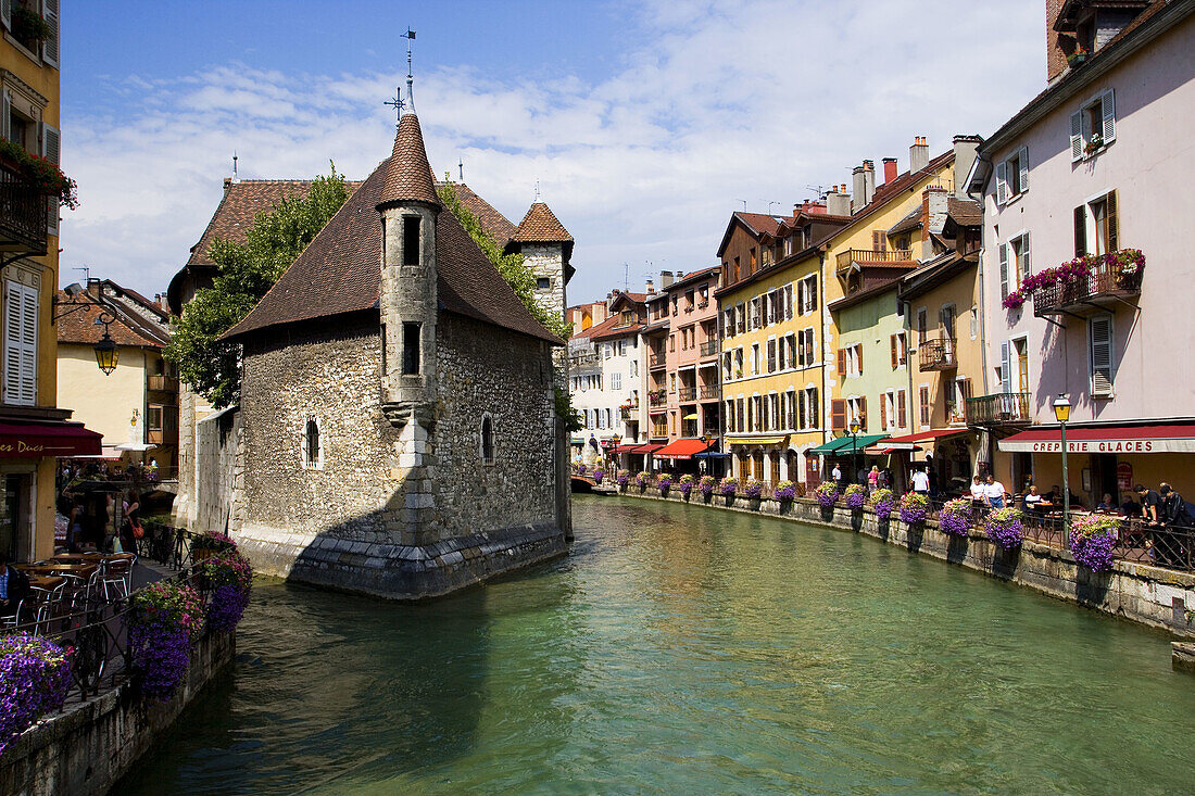 Thiou river, the Palais (palace) de l Ile and the riverside. Annecy. France.