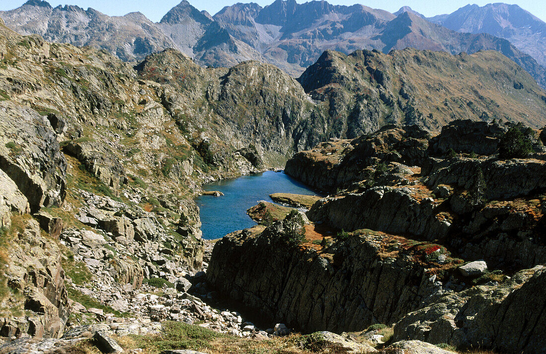 Certascan lake. Broate peak and Pica d Estats. Pallars Sobirà. Lleida province. Catalunya. Pyrenees Mountains. Spain