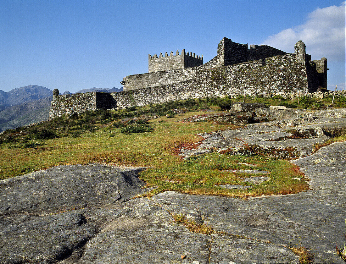 Lindoso castle (13th century). Cabril valley. Peneda-Gerês National Park. Minho. Tras-os-Monte, Portugal