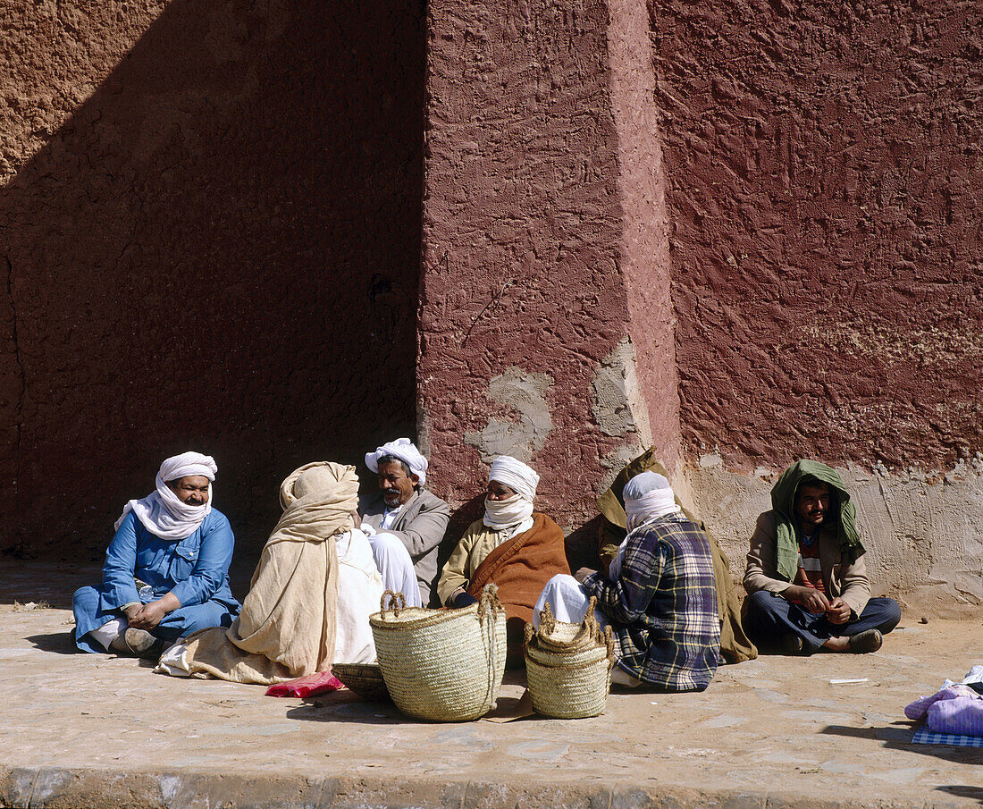 Merchants. Timimoun. Sahara. Algeria.