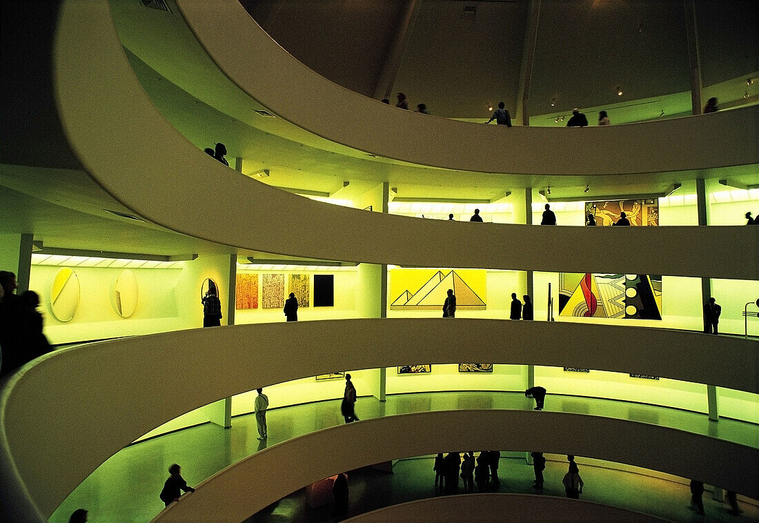 Gallery view, Guggenheim museum, by Frank Lloyd Wright, built in 1959. New York City. USA