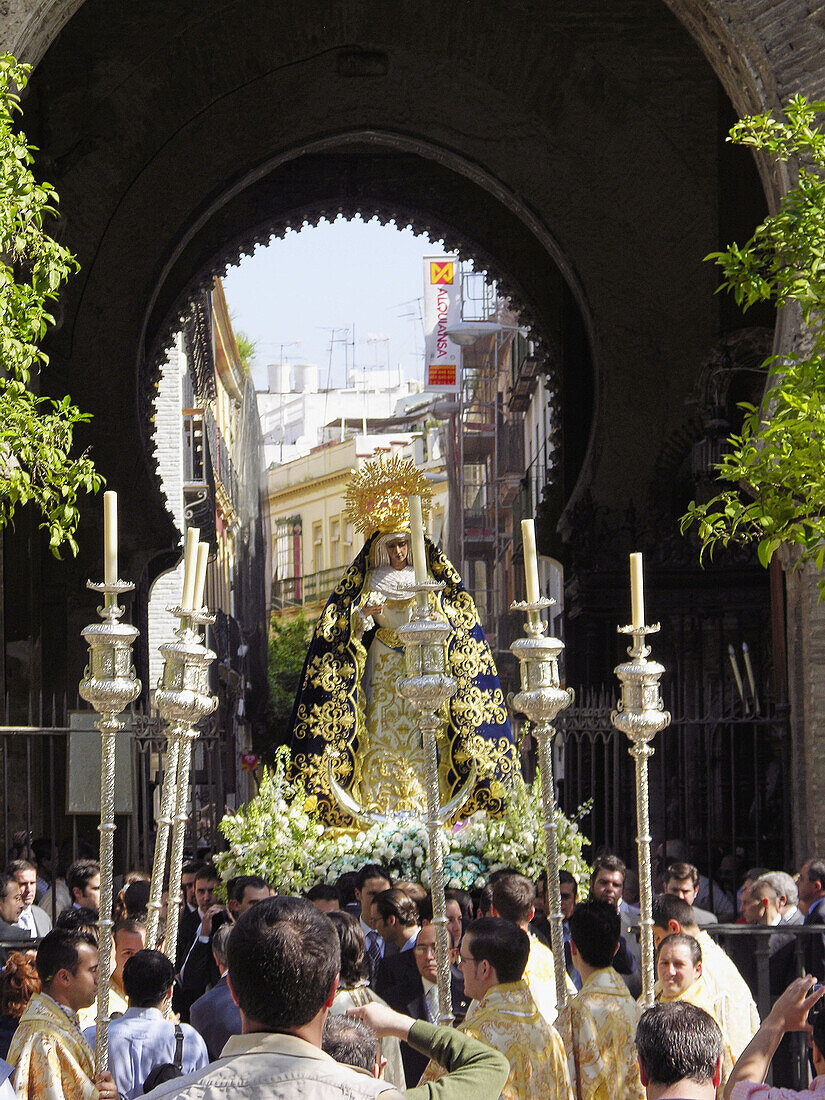 Great procession of the Virgen de Guadalupe (Statue usually in the Sagrario church). City of Sevilla. Andalucia. Spain