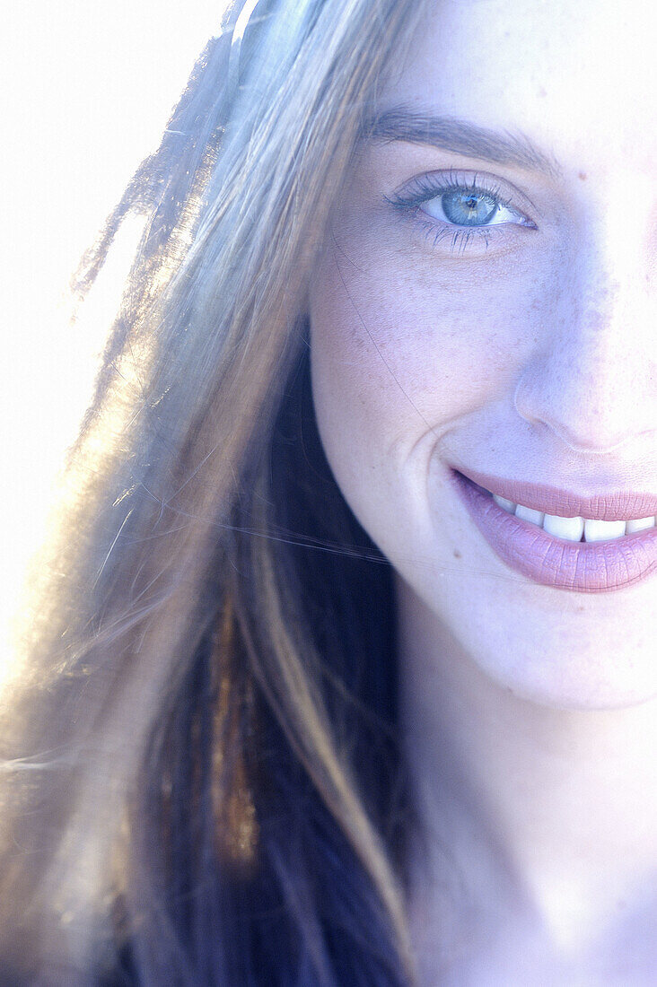 up, Close-up, Closeup, Color, Colour, Contemporary, Dark-haired, Daytime, Exterior, Face, Faces, Fema