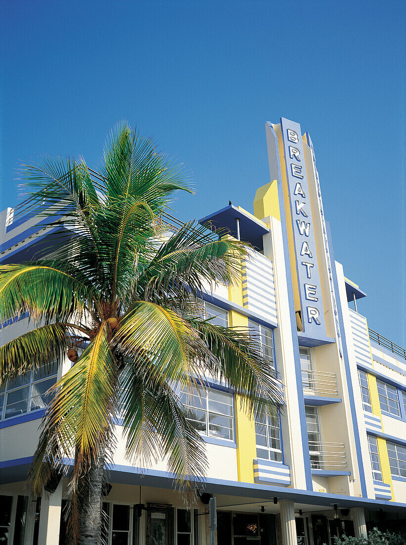 Art Deco Hotel. Ocean Drive. Miami Beach. Florida. USA