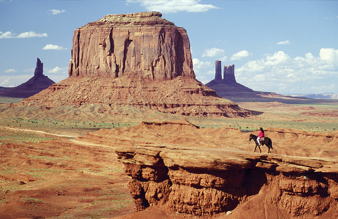 Navajo rider at John Ford s point. Monument Valley. Utah. USA