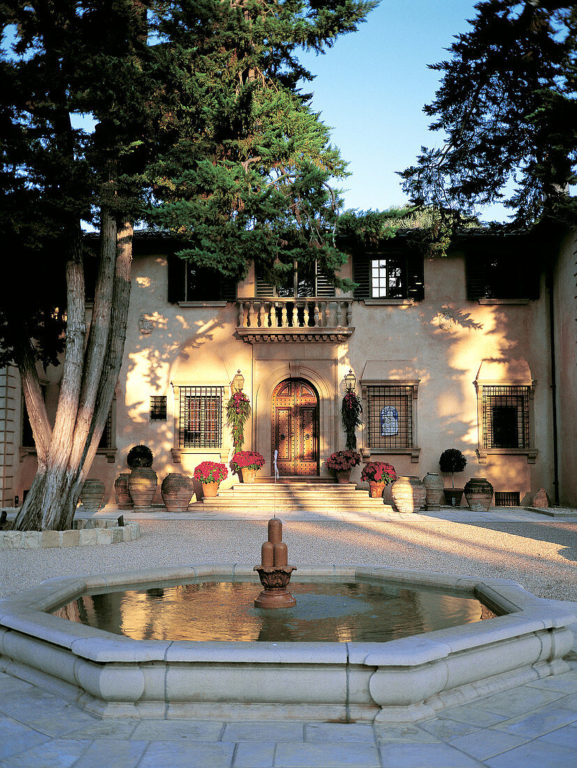 A.Granatelli s Villa sotto il monte. Montecito. Santa Barbara. California. USA