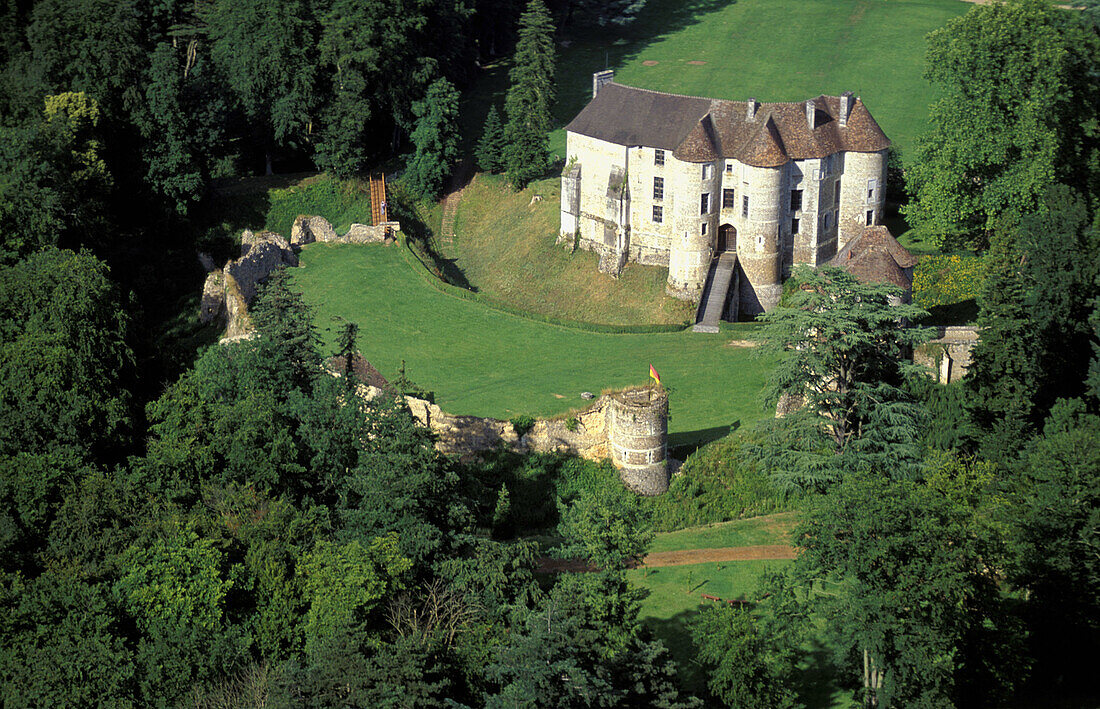 Champ de Bataille castle. Normandie. France