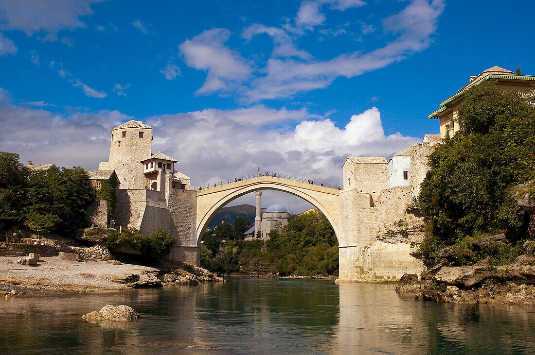 Bosnia-hercegovina. Mostar, old bridge (reconstructed). Stari Most