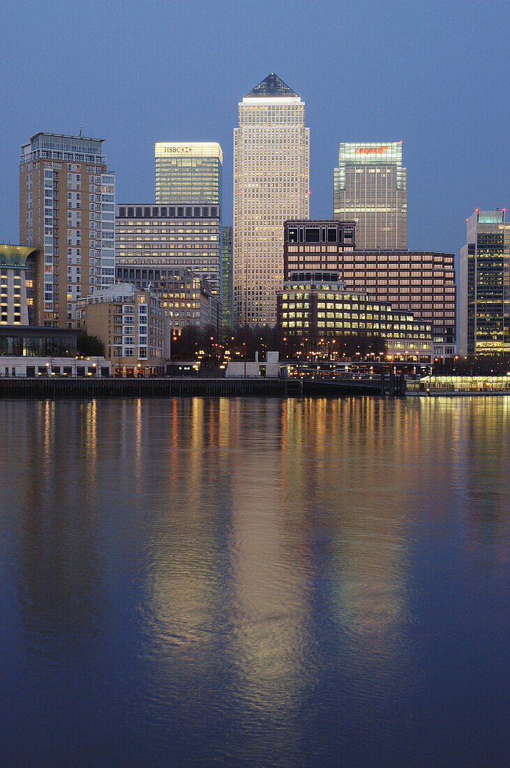 UK, London, Canary Wharf/Isle of Dogs Business District