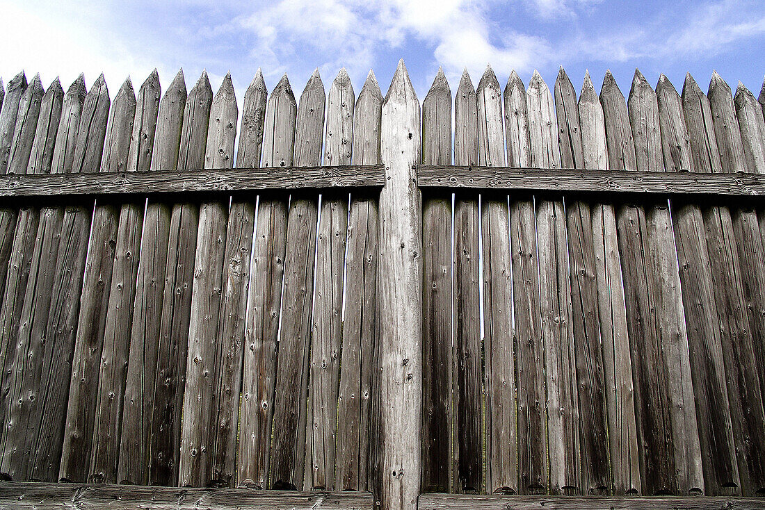 18th century American western fort, fortification, defense, pinted shaped logs, fortification wall, Ft. Vancouver National Park, Vancouver, Washington, USA