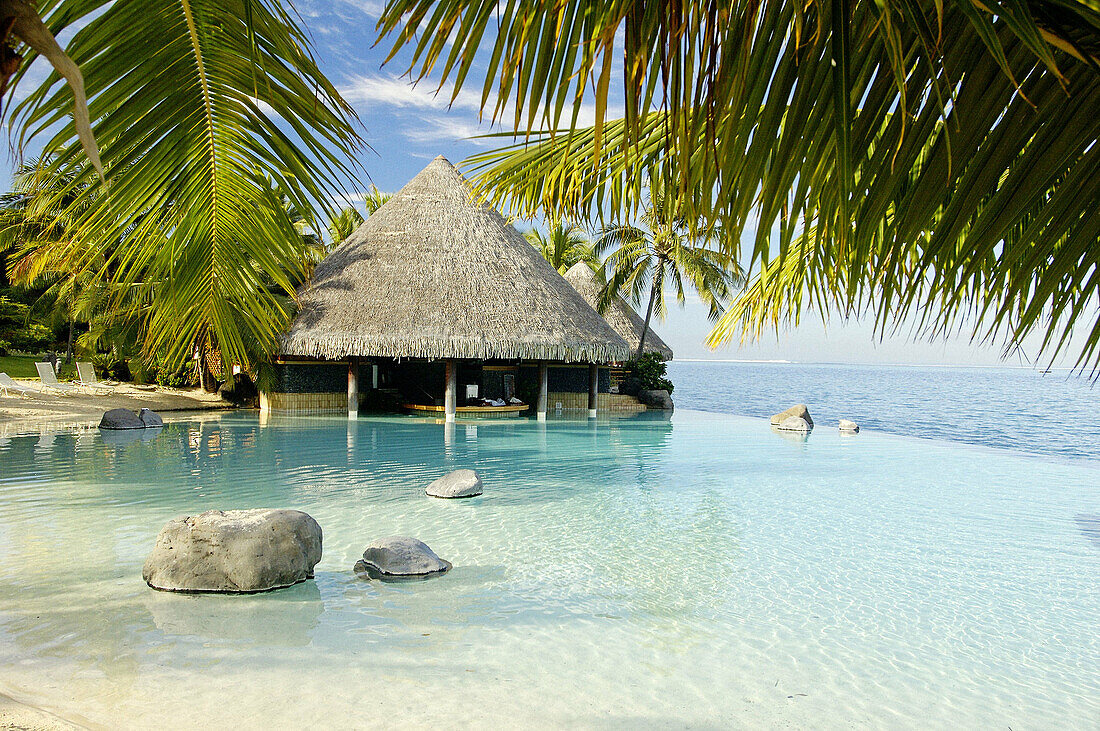 Hotel Beachcomber. Tahiti island. French Polynesia. South Pacific.