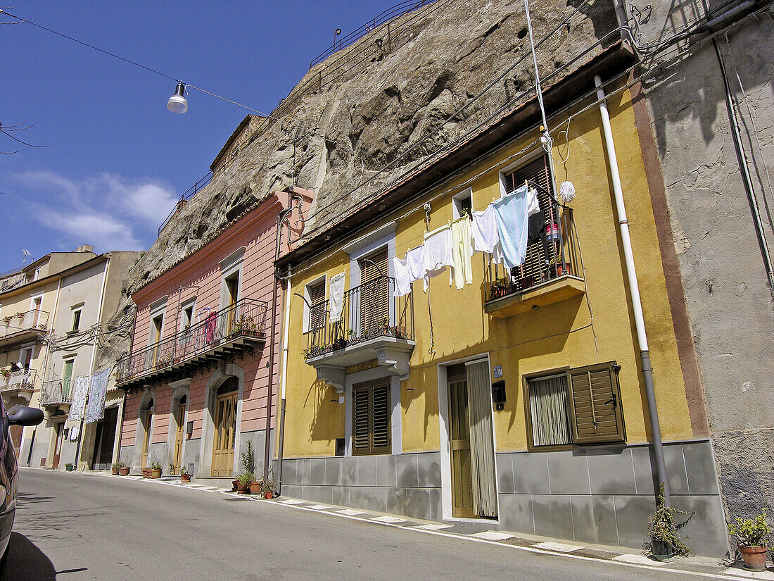 Troglodyte houses, Sperlinga. Parco delle Madonie Natural Park, Sicily. Italy