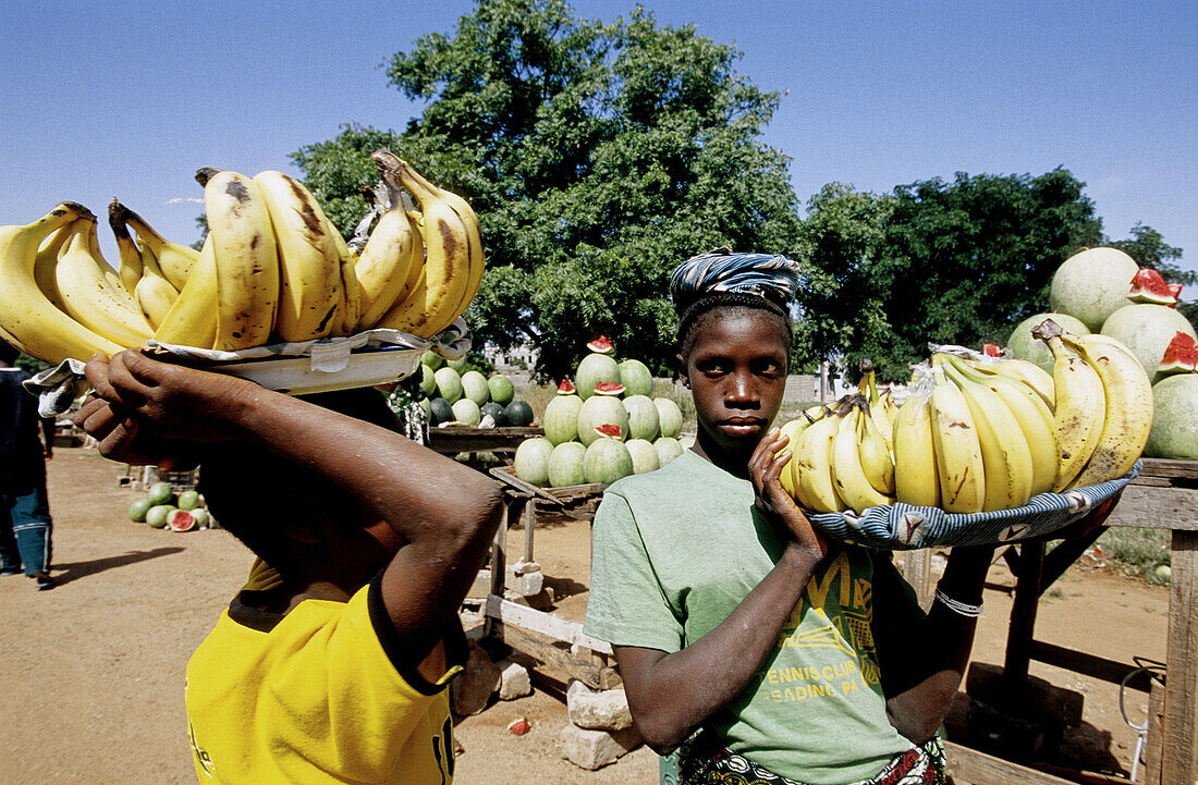 Fruits sellers along the highway Dakar-Ziguinchor. Senegal