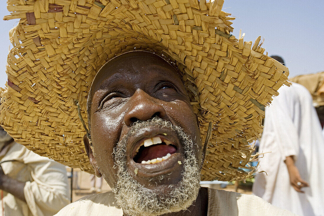 Corn seller at market, Atbarah. Upper Nubia, Blue Nile state, Sudan