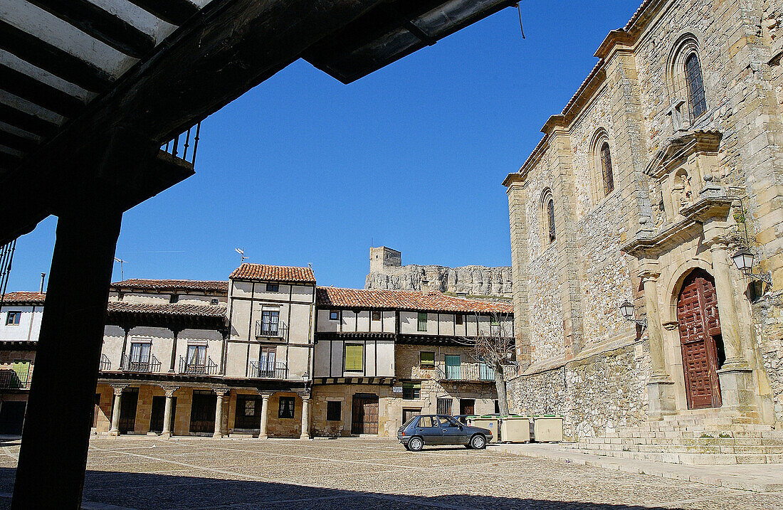 Plaza del Trigo and parish church of San Juan. Atienza. Guadalajara province, Spain