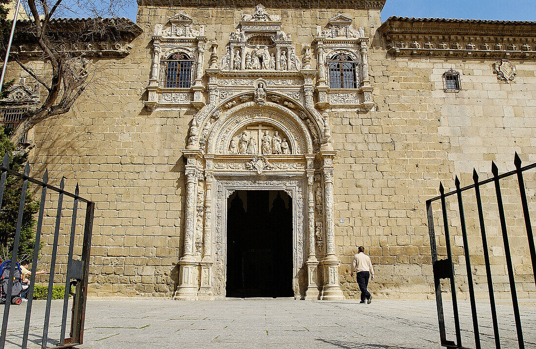 Museo de Santa Cruz, gegründet von Kardinal Pedro González de Mendoza und erbaut im 16. Jahrhundert von Alonso de Covarrubias. Toledo. Kastilien-La Mancha, Spanien