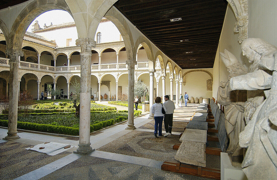 Plateresque courtyard at Museo de Santa Cruz founded by Cardinal Pedro González de Mendoza and built 16th century by Alonso de Covarrubias. Toledo. Castilla-La Mancha, Spain