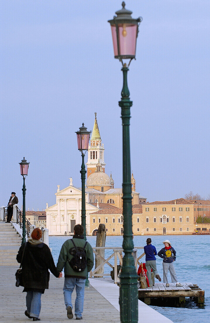 Fondamenta delle Zattere. Canal della Giudecca. Venedig. Italien