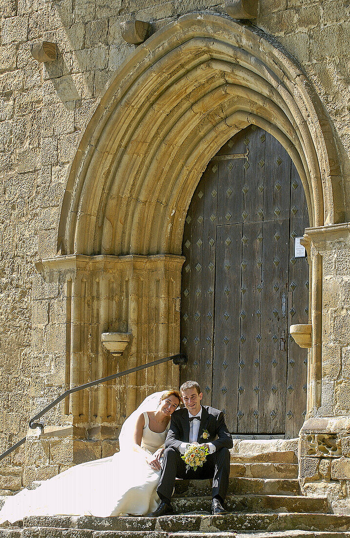 l couple, Bride, Bridegroom, Bridegrooms, Brides, Caucasian, Caucasians, Church, Churches, Color, Col