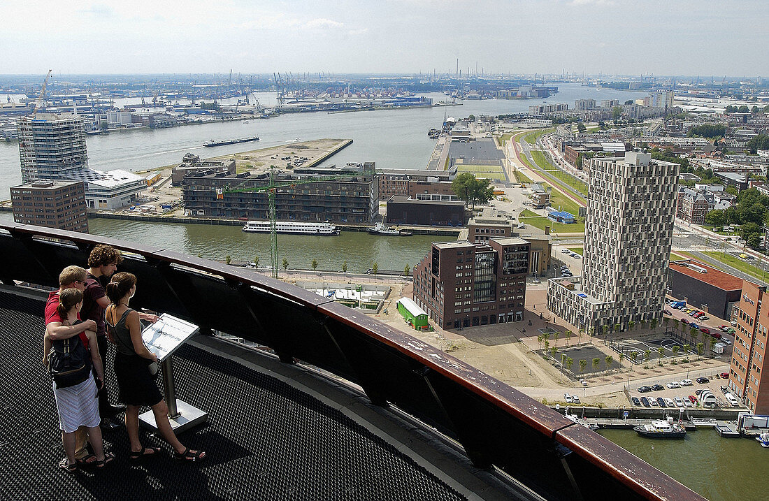 Nieuwe Maas von Euromast, Park und Coolhaven. Rotterdam. Niederlande