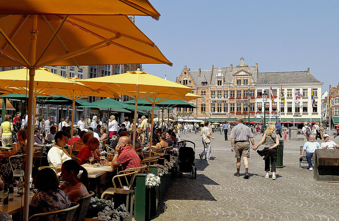 Markt (Marktplatz). Brügge. Flandern, Belgien