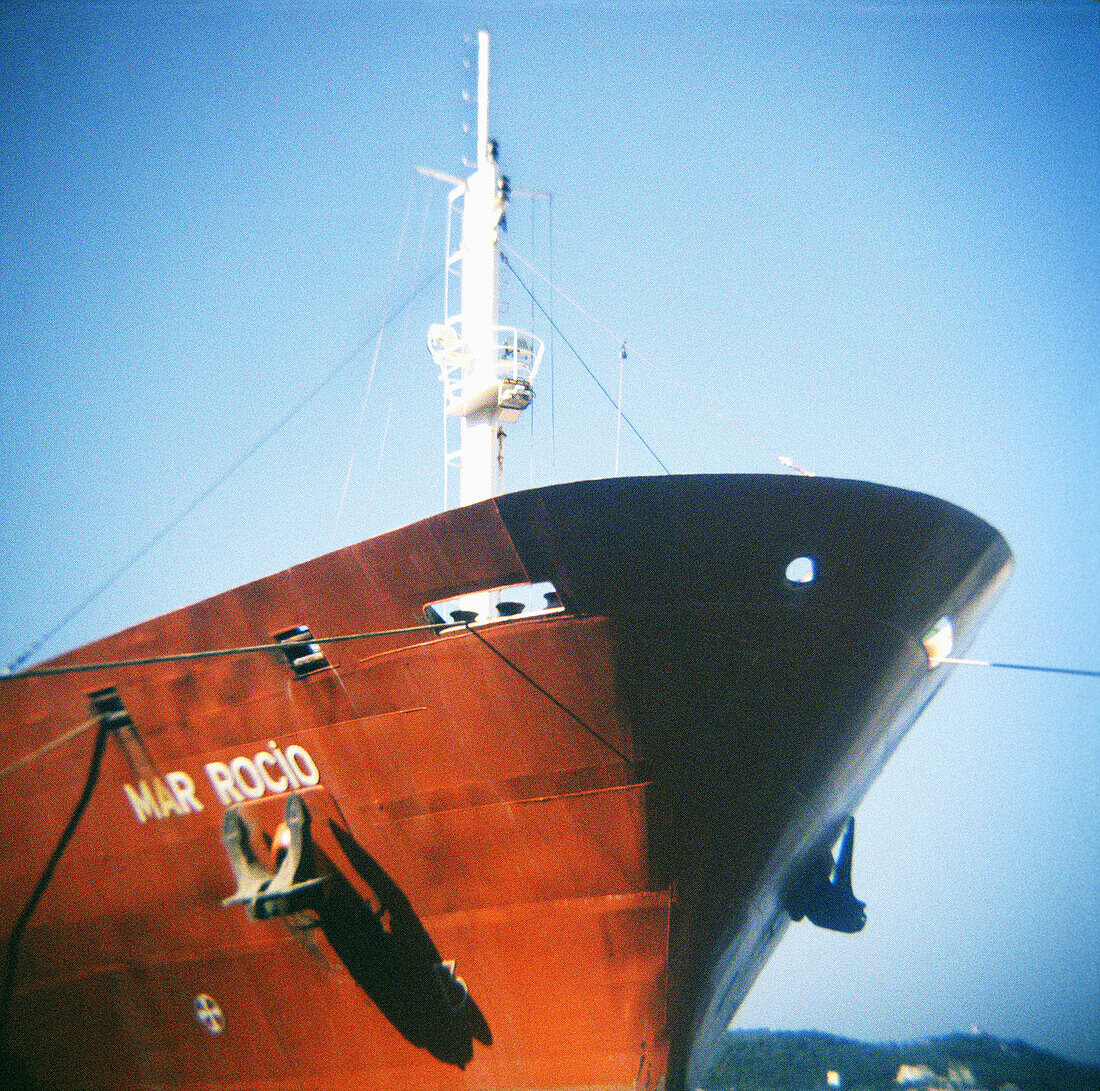  Aussen, Außen, Bug, Farbe, Frachtbeförderung, Frachttransport, Hafen, Häfen, Industrie, Industriell, Mar Rocío, Schiff, Schiffahrt, Schiffe, Spezialeffekte, Tageszeit, Tanker, Verkehrsmittel, Vertäut, Wirtschaft, B75-362987, agefotostock 