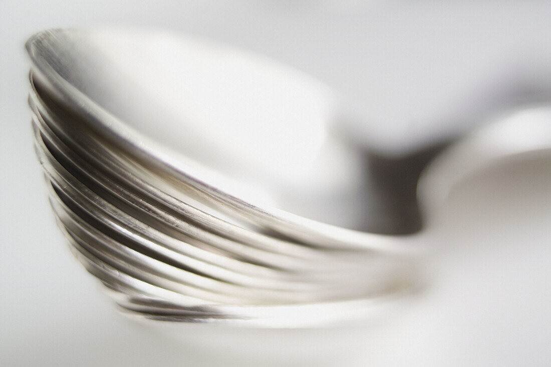 Close up, Close-up, Closeup, Color, Colour, Concept, Concepts, Cutlery, Detail, Details, Heap, Heaps, Indoor, Indoors, Inside, Interior, Metal, Object, Objects, Pile, Piles, Selective focus, Spoon, Spoons, Stack, Stacks, Still life, Thing, Things, B75-41