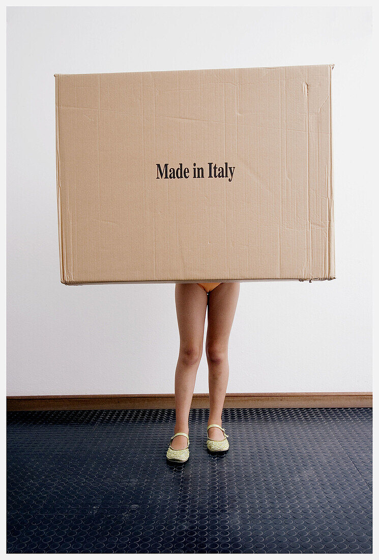  Box, Boxes, Child, Children, Color, Colour, Commerce, Contemporary, Female, Full-body, Full-length, Girl, Girls, Human, Import, Imports, Indoor, Indoors, Interior, Kids, Leg, Legs, Made in Italy, Odd, One, One person, Package, Packages, Parcel, Parcels, 
