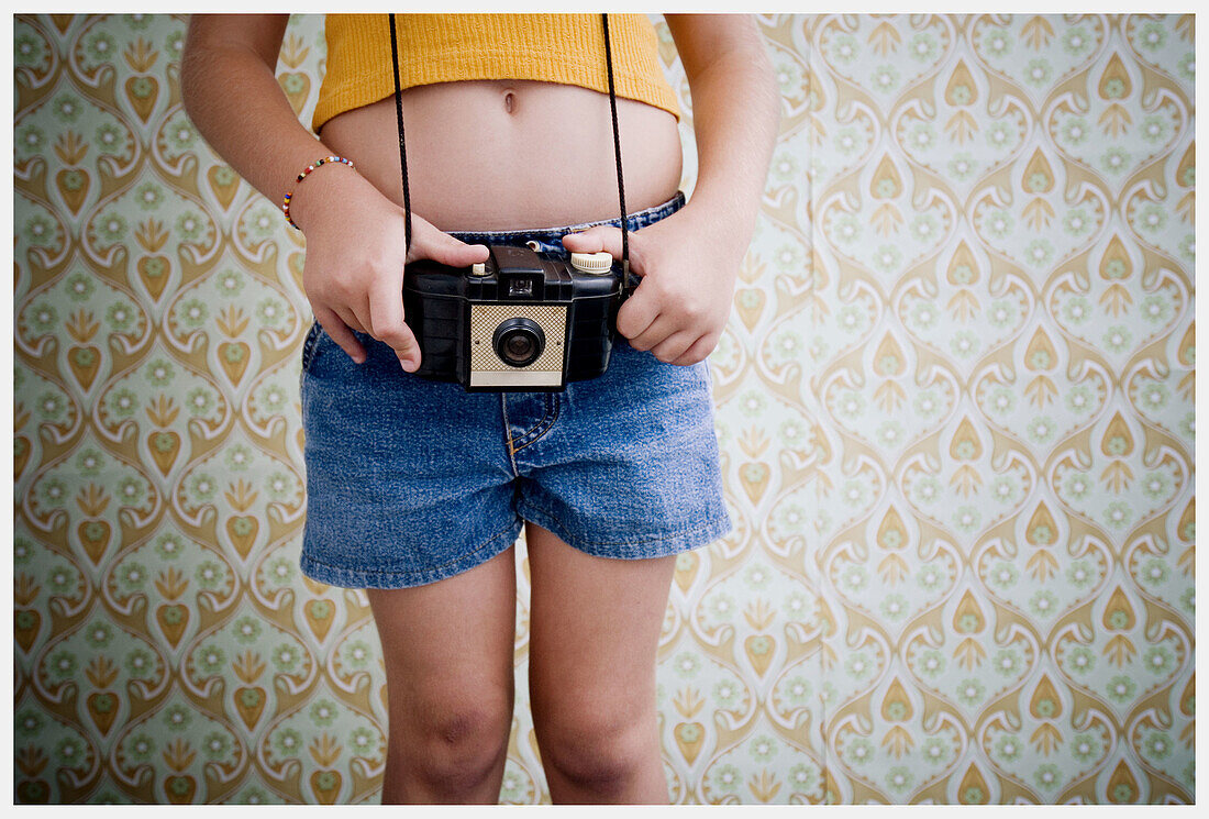  Antiquated, Camera, Cameras, Child, Childhood, Children, Color, Colour, Contemporary, Female, Girl, Girls, Hobbies, Hobby, Human, Indoor, Indoors, Infantile, Interior, Kids, Leisure, Old fashioned, Old-fashioned, One, One person, Outmoded, People, Person