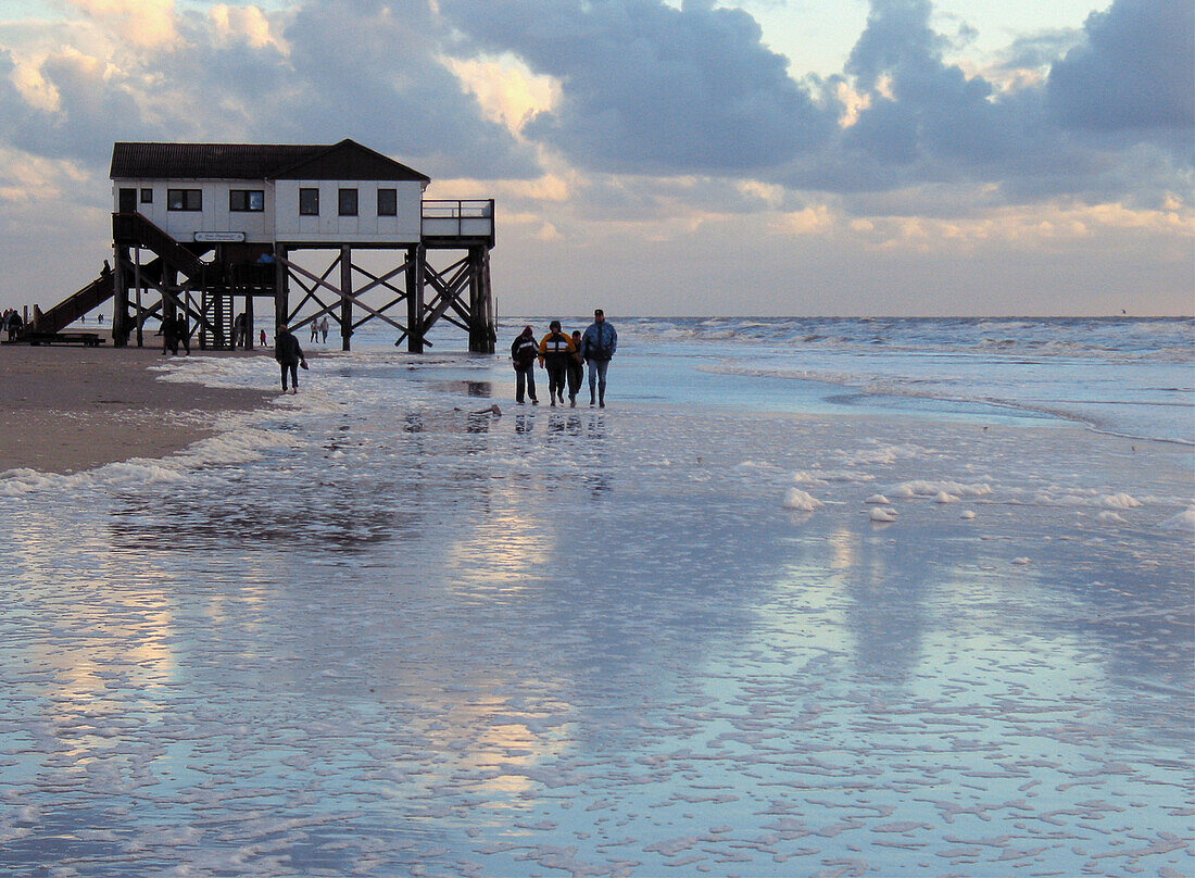 Beach, sand, salt water, tide, tide house, people, restaurant, St.Peter-Ording, the mud flats National Park, the North Sea, Schleswig-Holstein, Germany.