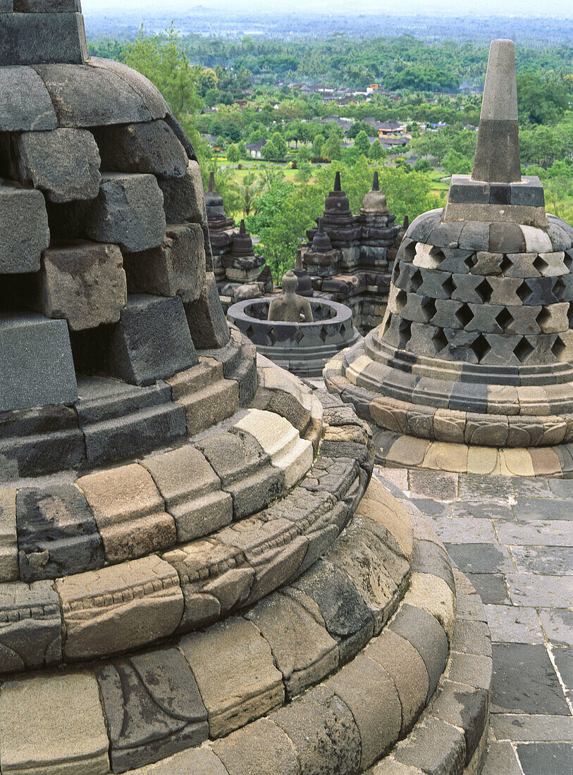 Borobudur buddhist temple, near Yogyakarta. Java. Indonesia