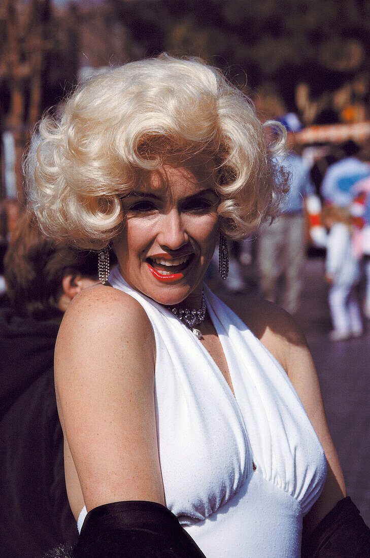 Woman as Marilyn Monroe, Los Angeles. California, USA