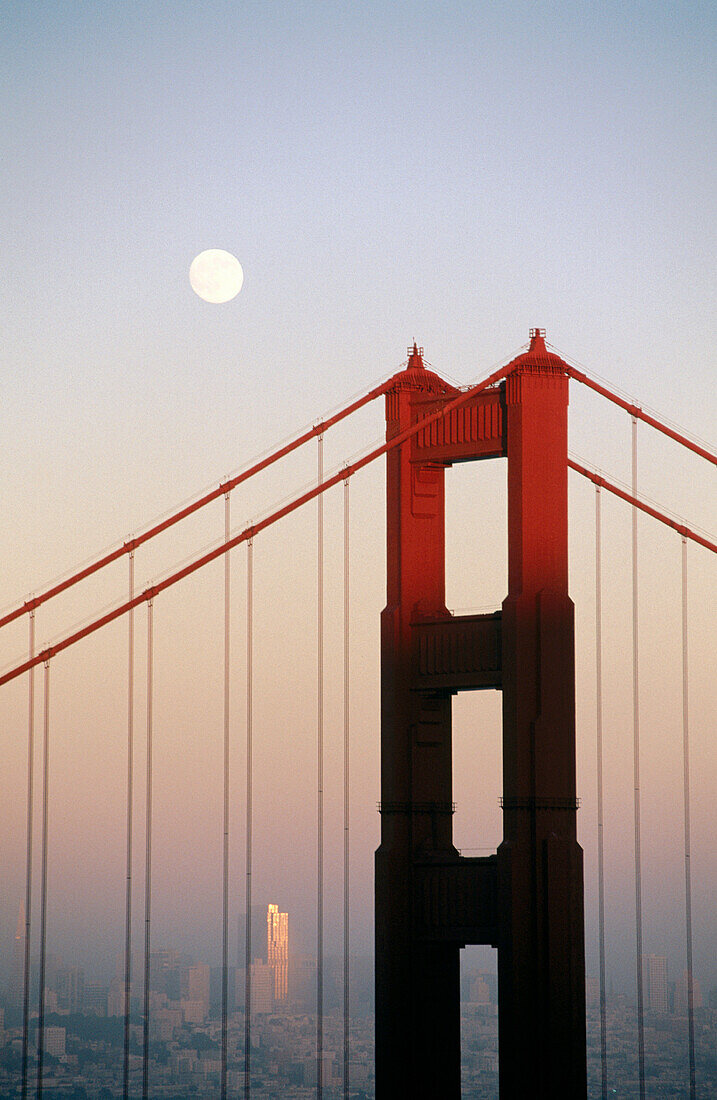 Golden Gate Bridge at dusk. San Francisco. California. USA
